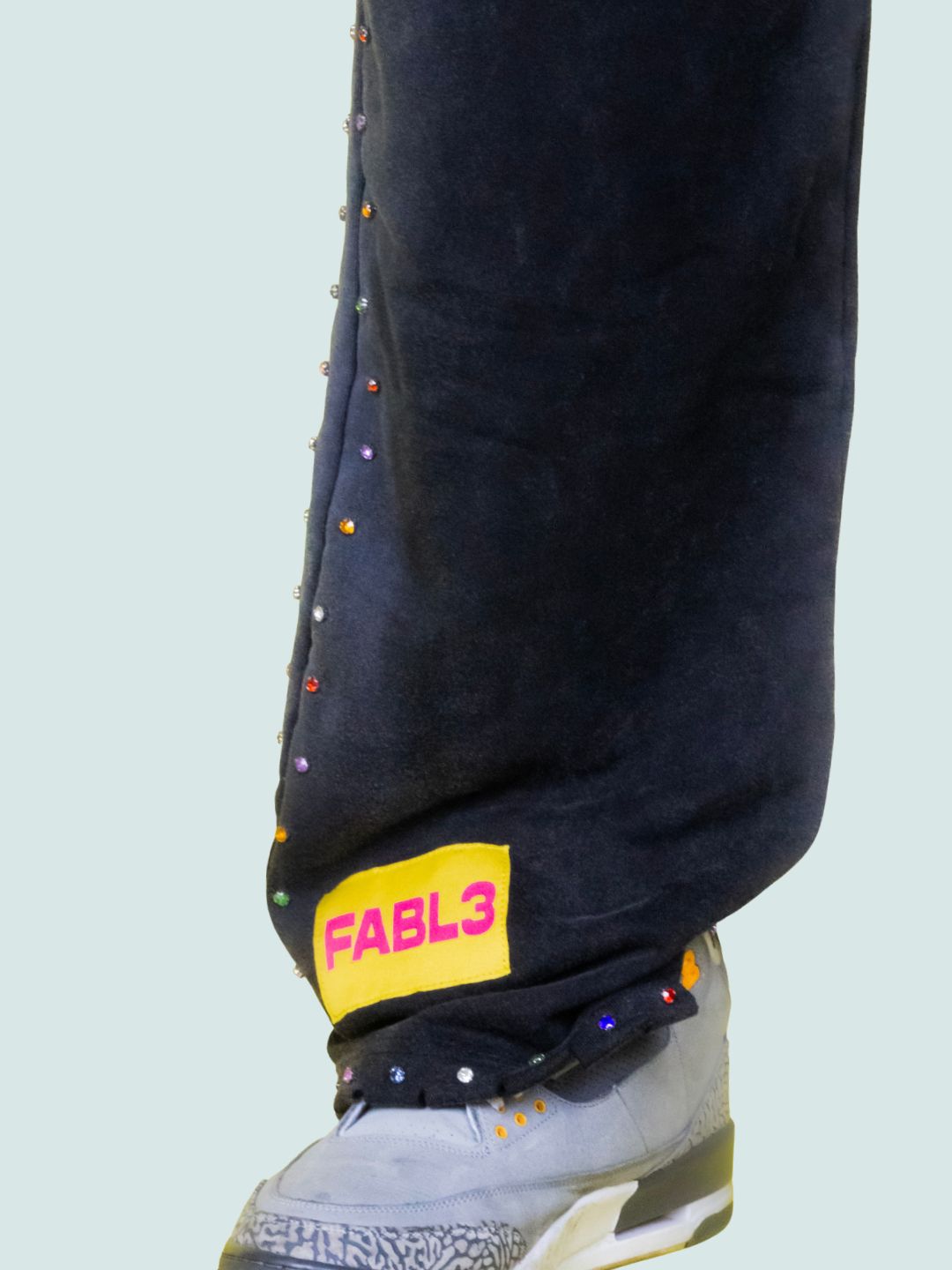 GALLERY SWEATS (GREY) - FABL3.CO